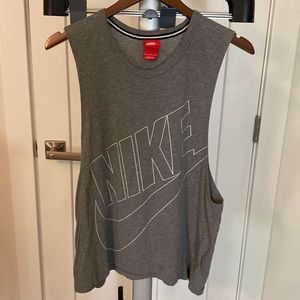 Nike workout tank